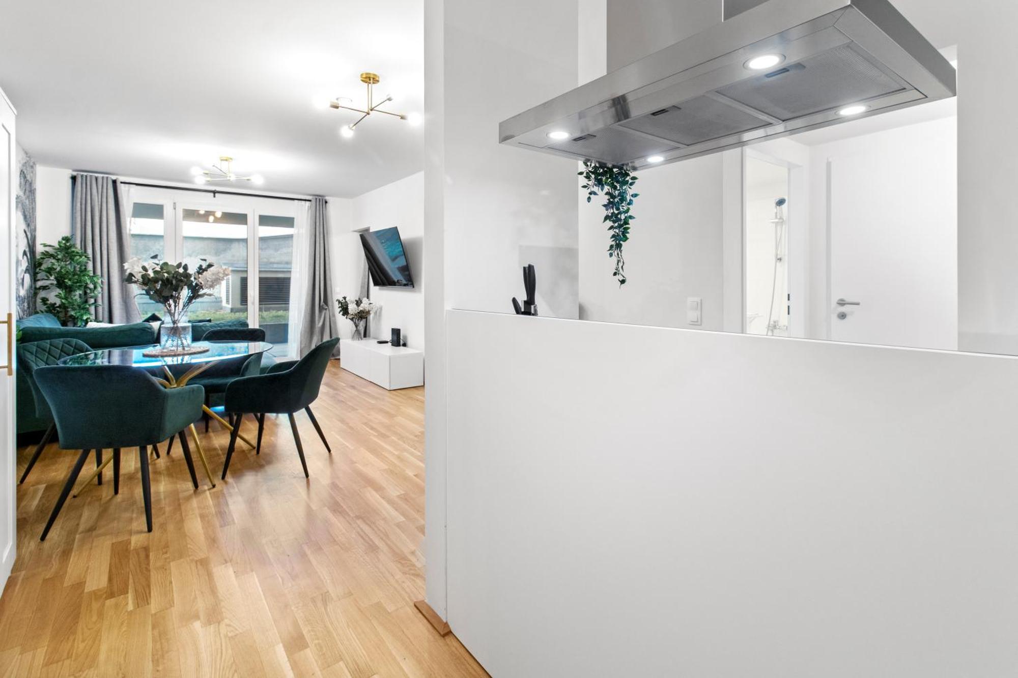 Balcony Apartment I 50 M² I Near City Center ウィーン エクステリア 写真